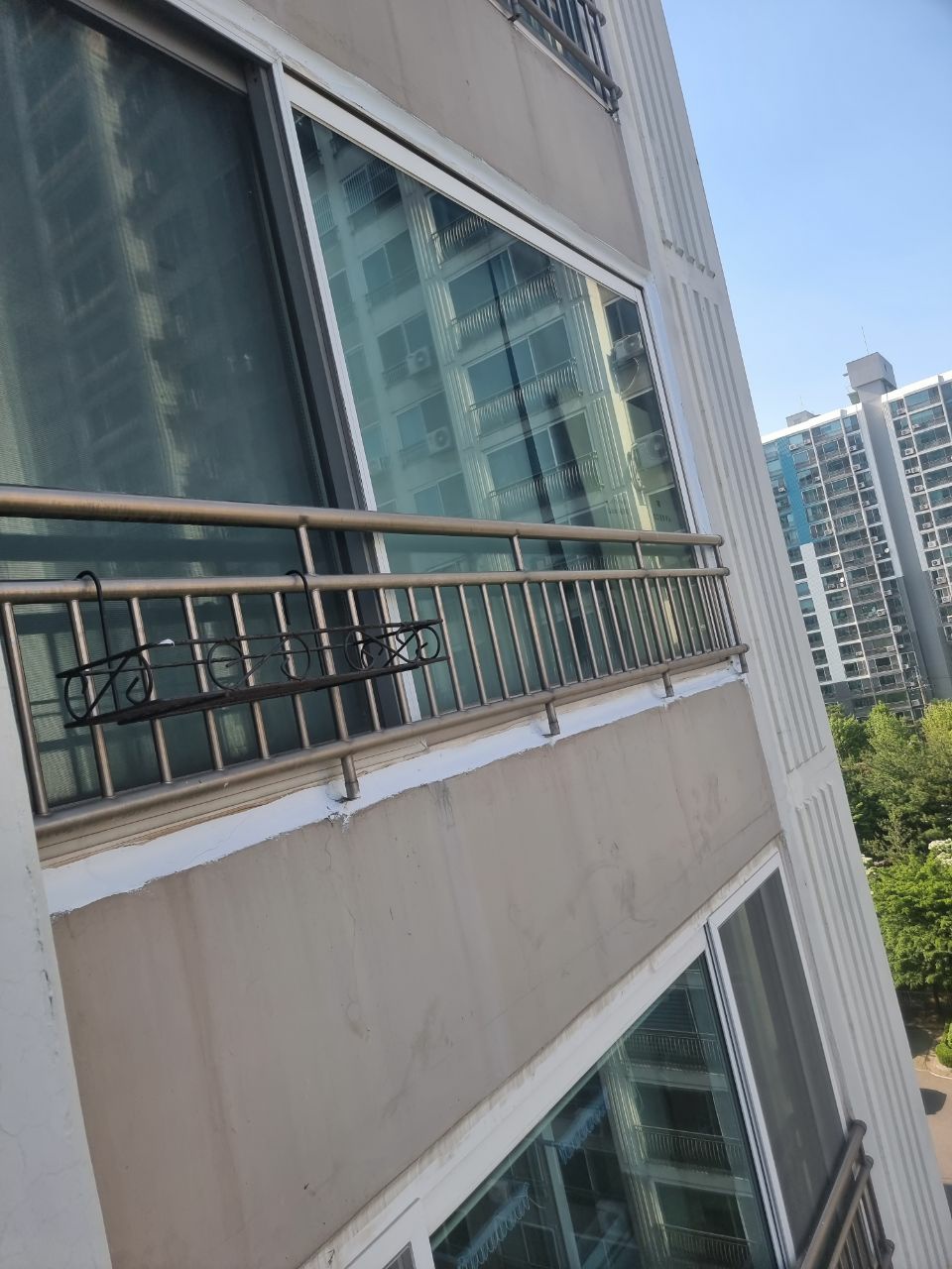 2000769928_JzNsRVeL_d8d023bc1140f366927f0465a9999885a481621a.jpg 이미지크게보기